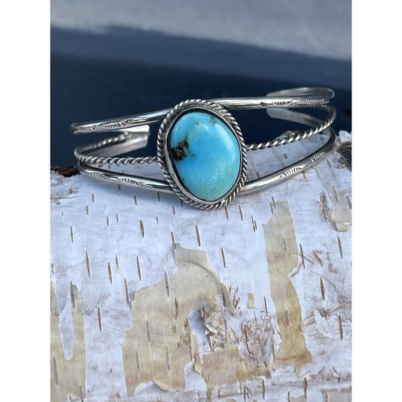 Vintage Navajo Sterling Silver Turquoise Cuff Bracelet Split Shank Stampwork 6 - Picture 7 of 8